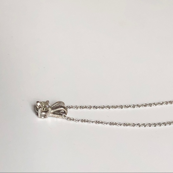 DIAMOND & 14k WHITE GOLD DAINTY NECKLACE - Picture 7 of 11